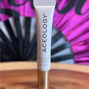 ACEOLOGY Passionfruit Refining Lip Scrub
